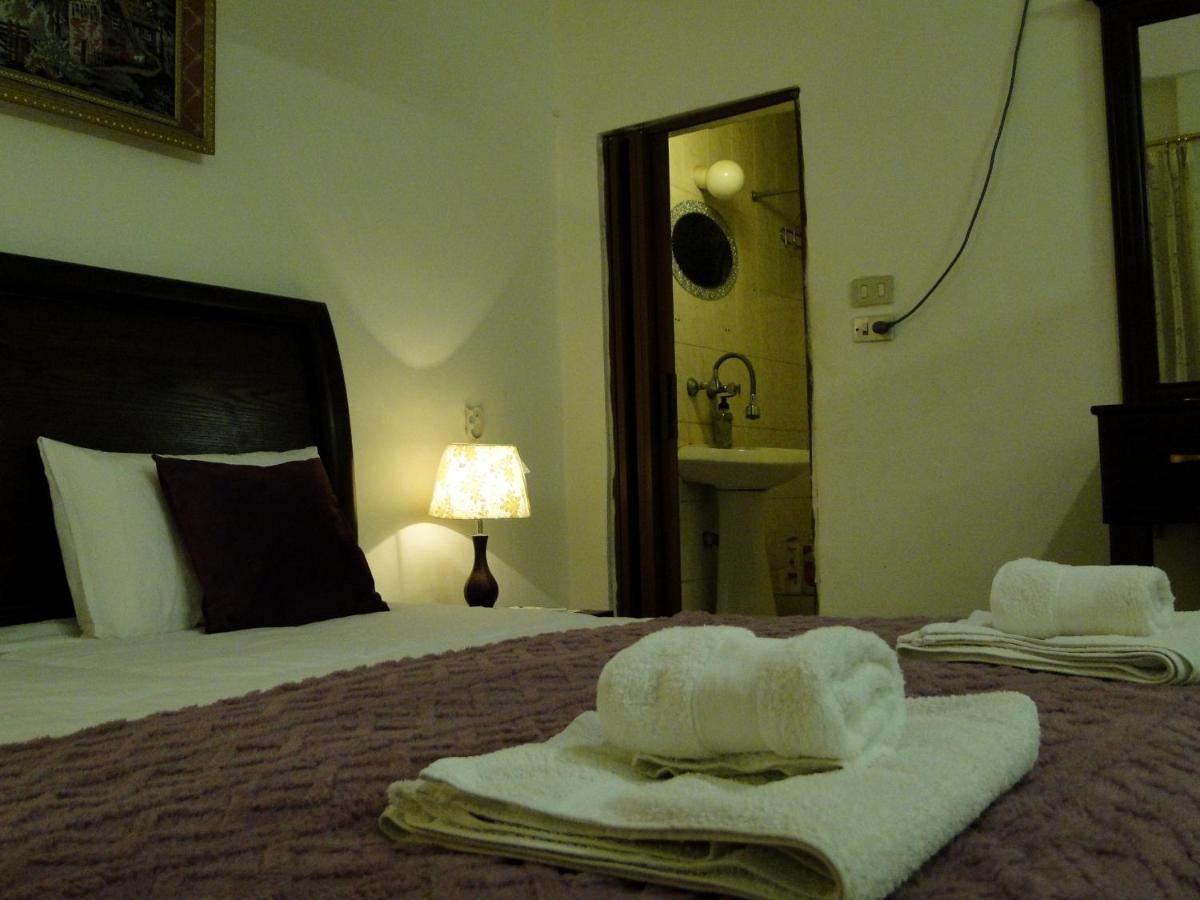 Gadara Rent Room Umm Qays Номер фото